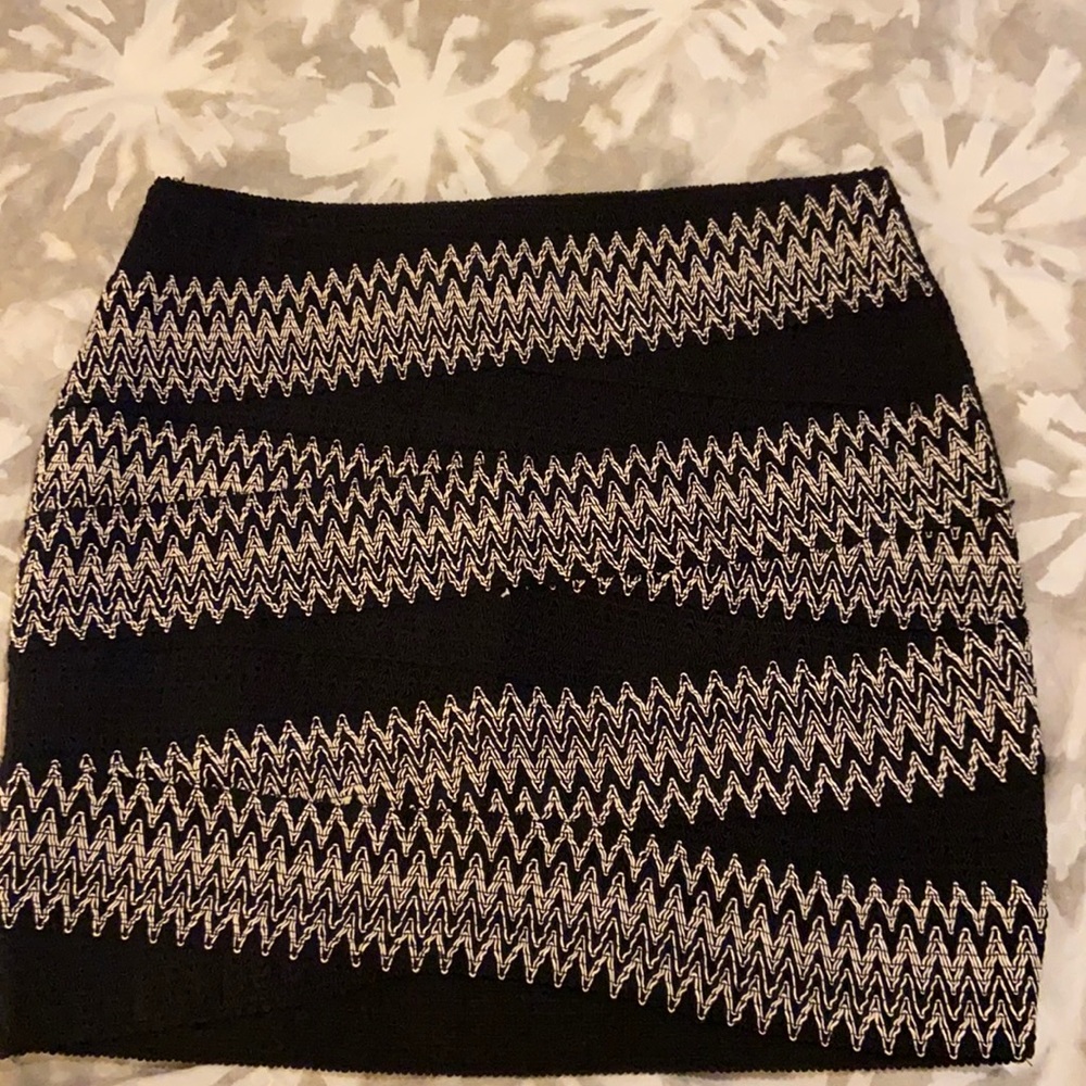 BNWT H&M mini skirt
